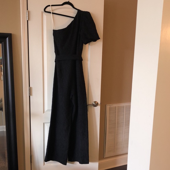 NWT Lilly Pulitzer Brialyn One Shoulder Jumpsuit: Pineapple Pucker Jacquard, 14. - Picture 8 of 10